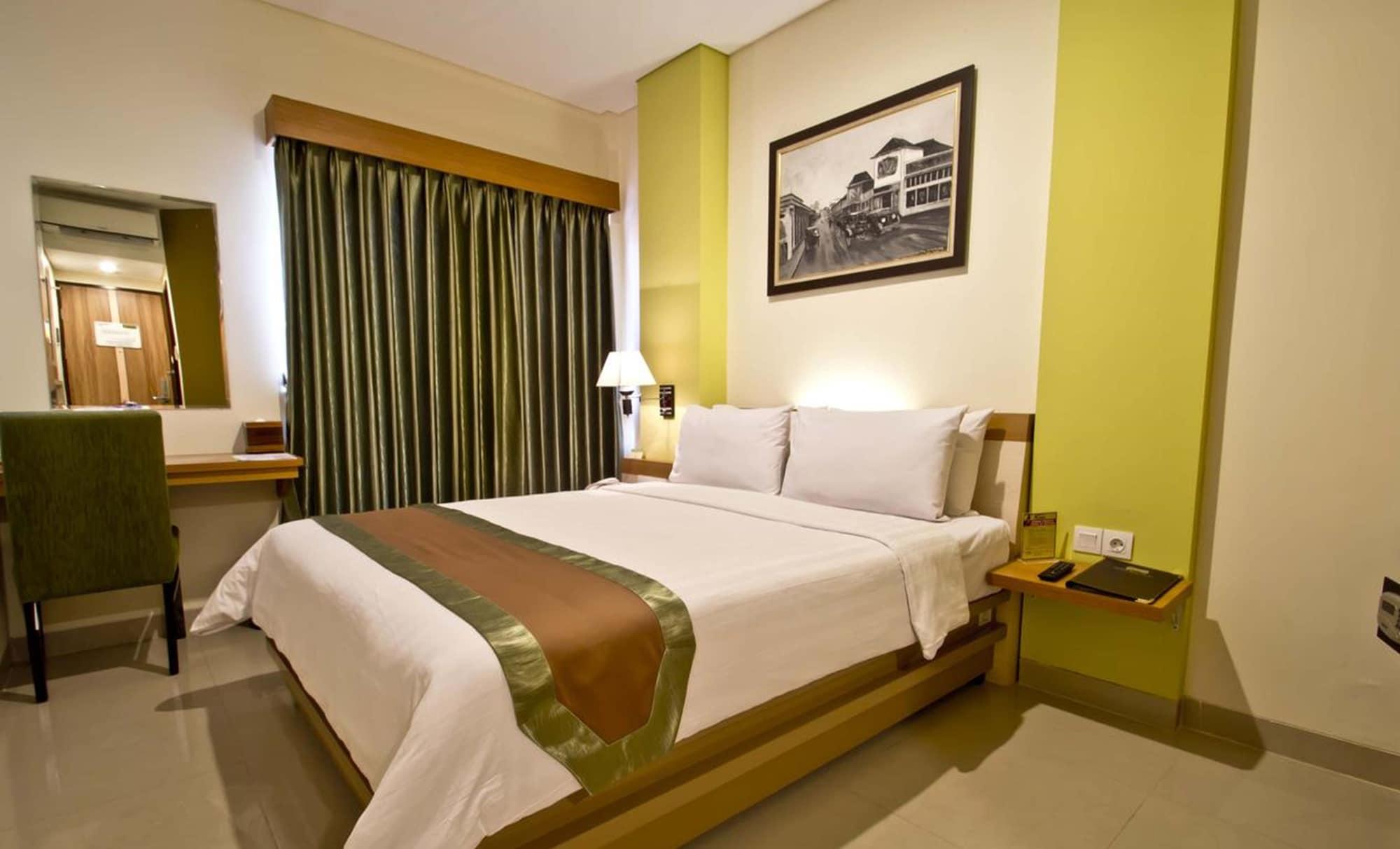 De Batara Hotel Bandung Buitenkant foto