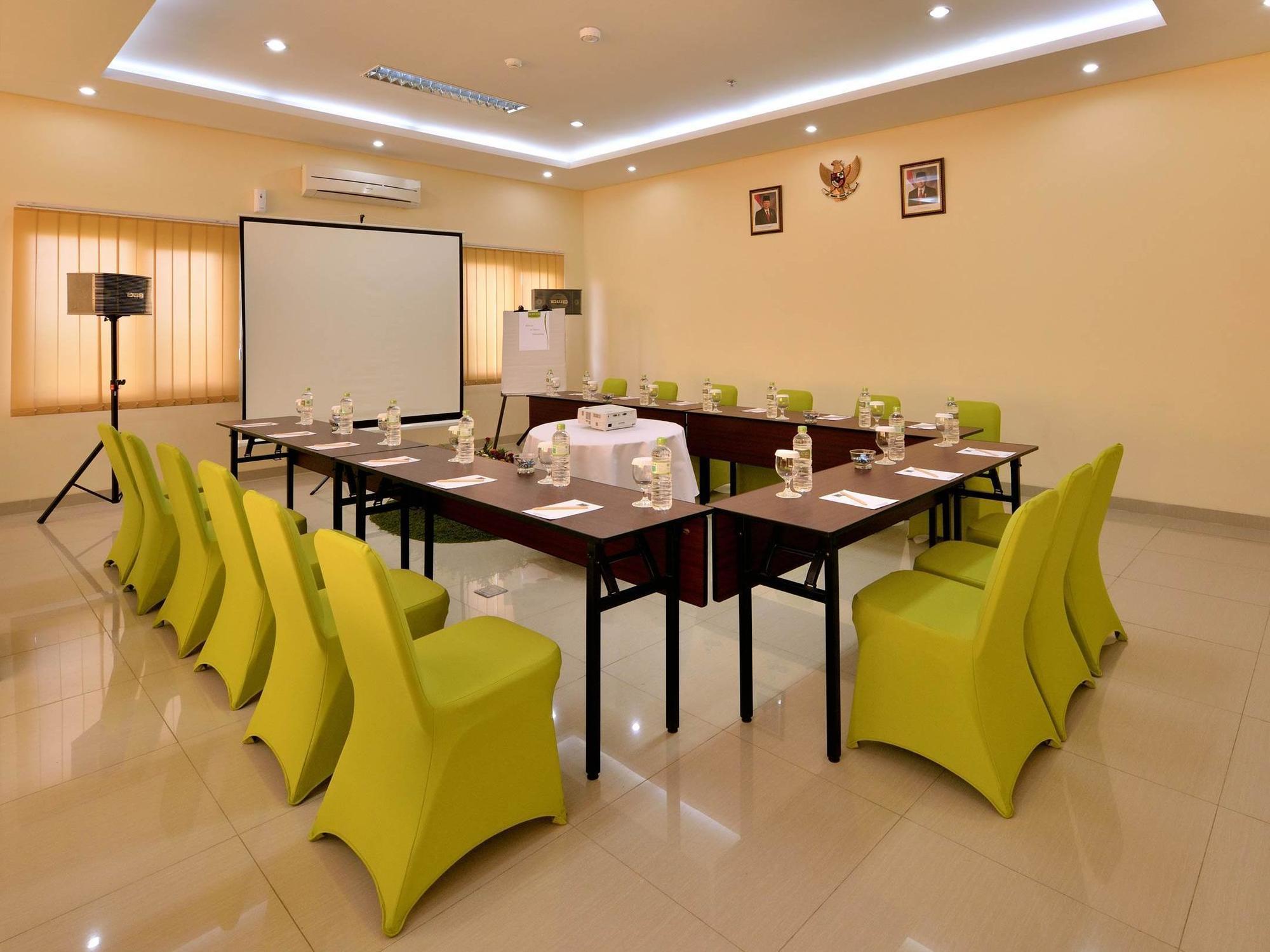 De Batara Hotel Bandung Buitenkant foto