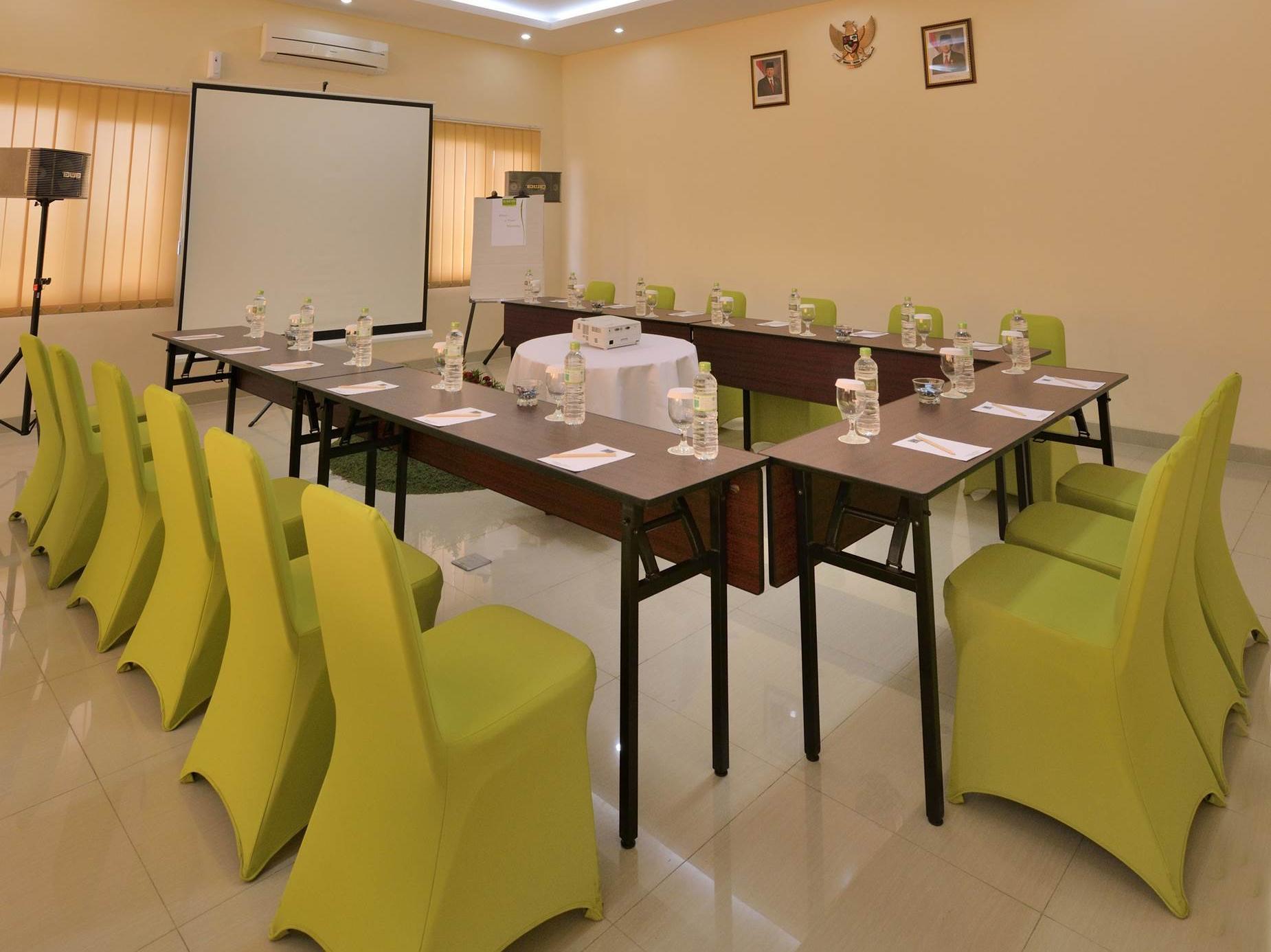 De Batara Hotel Bandung Buitenkant foto