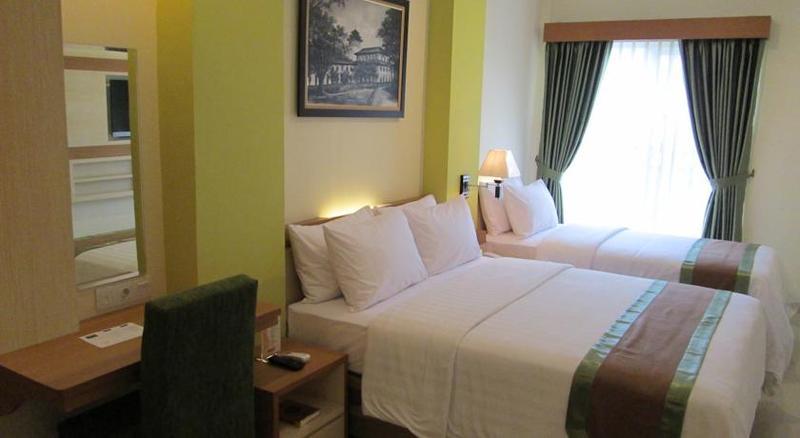 De Batara Hotel Bandung Buitenkant foto