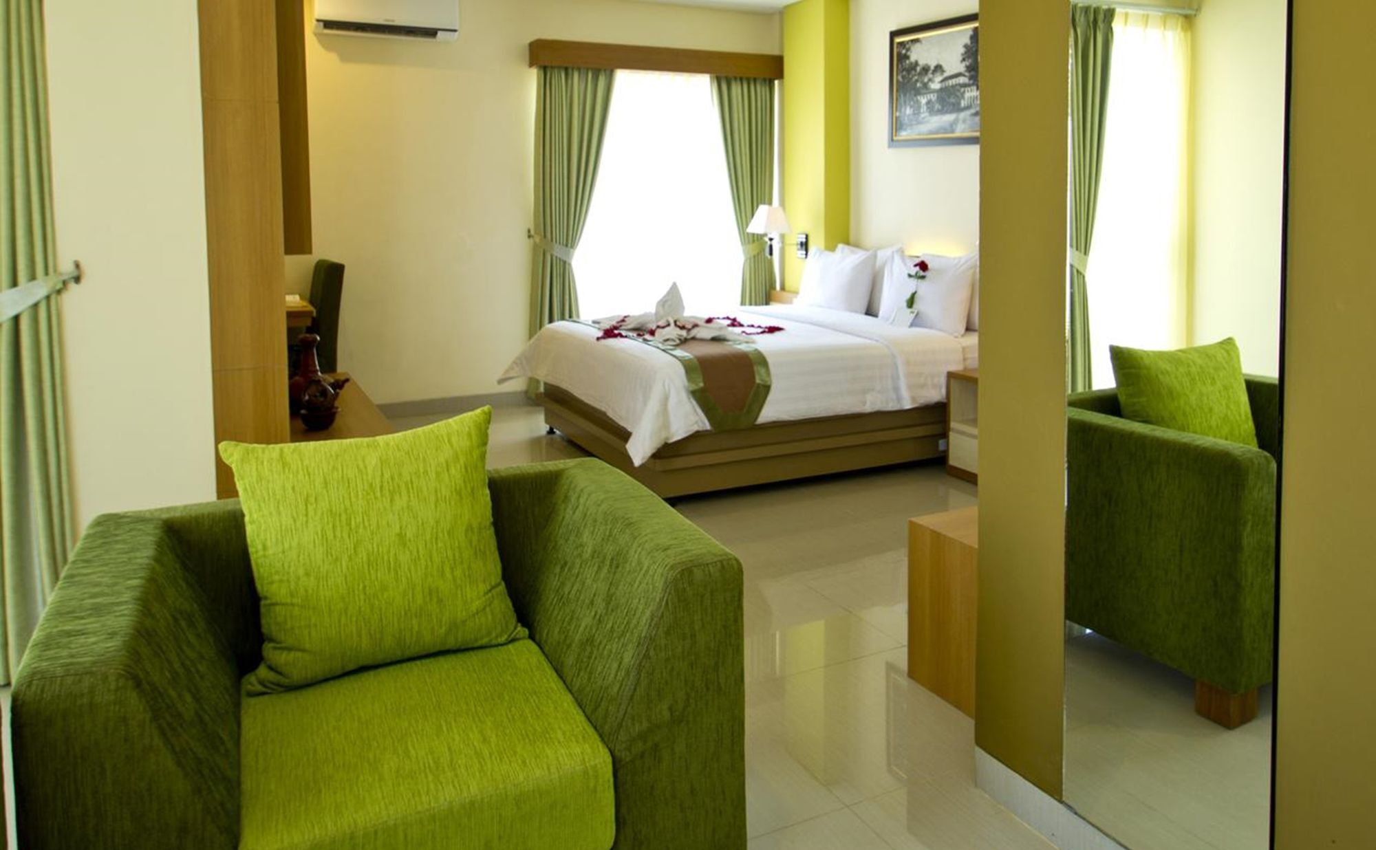De Batara Hotel Bandung Buitenkant foto